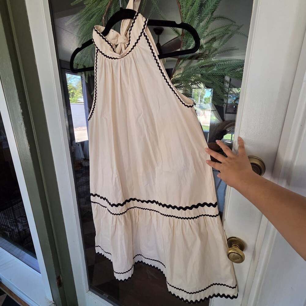 Cream Contrast Wavy Trim Mini Dress Size S